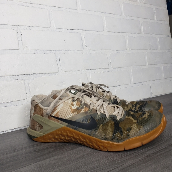 nike metcon 4 olive